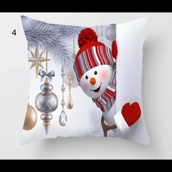 COPY - 🆕 CHRISTMAS SNOWMAN PILLOWS Set of 2 - Picture 1 of 7